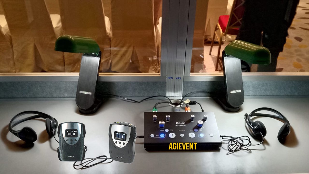 Sewa Alat Interpreter Penerjemah: Solusi Tepat untuk Acara Multibahasa